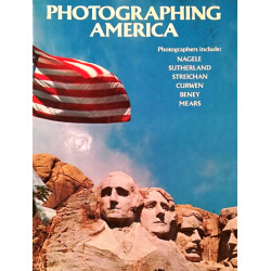 Photographing America. Von: Nagele (1981).